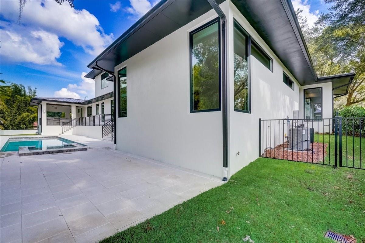 FOREST HILLS - Residential