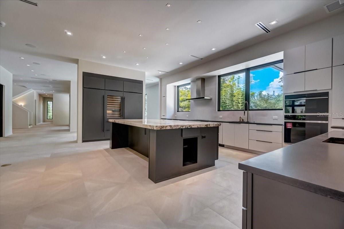 FOREST HILLS - Residential