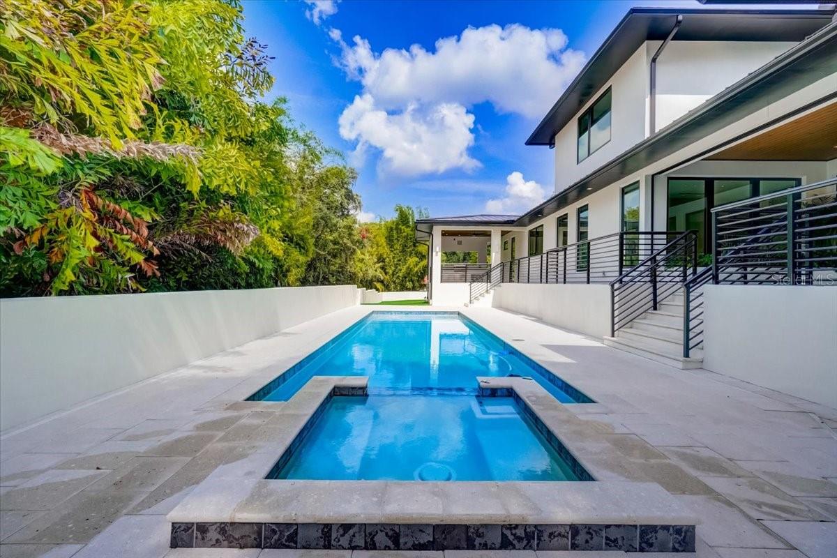 FOREST HILLS - Residential