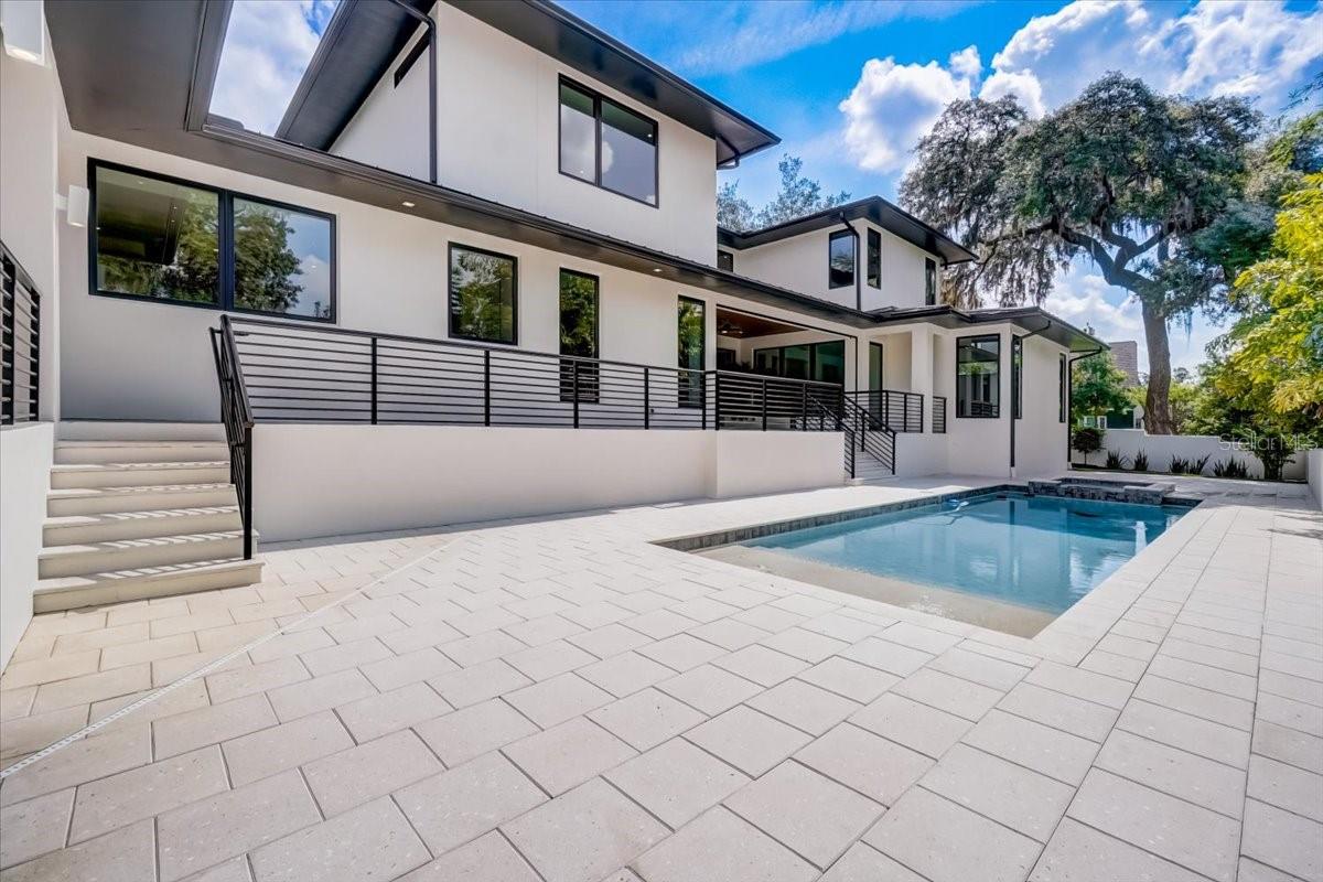 FOREST HILLS - Residential