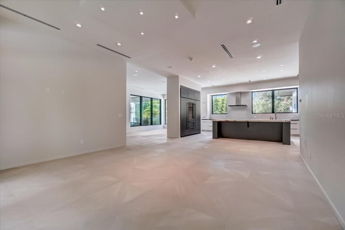 FOREST HILLS - Residential