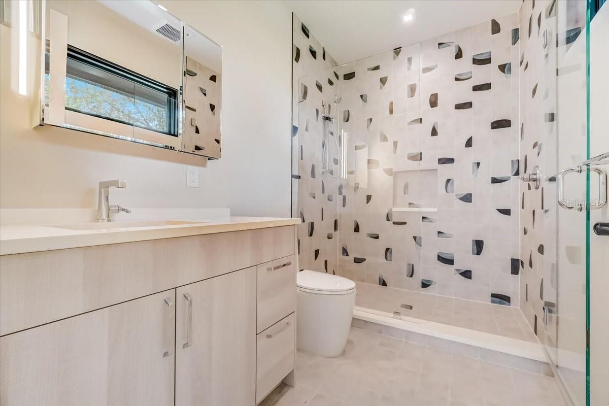 FOREST HILLS - Residential