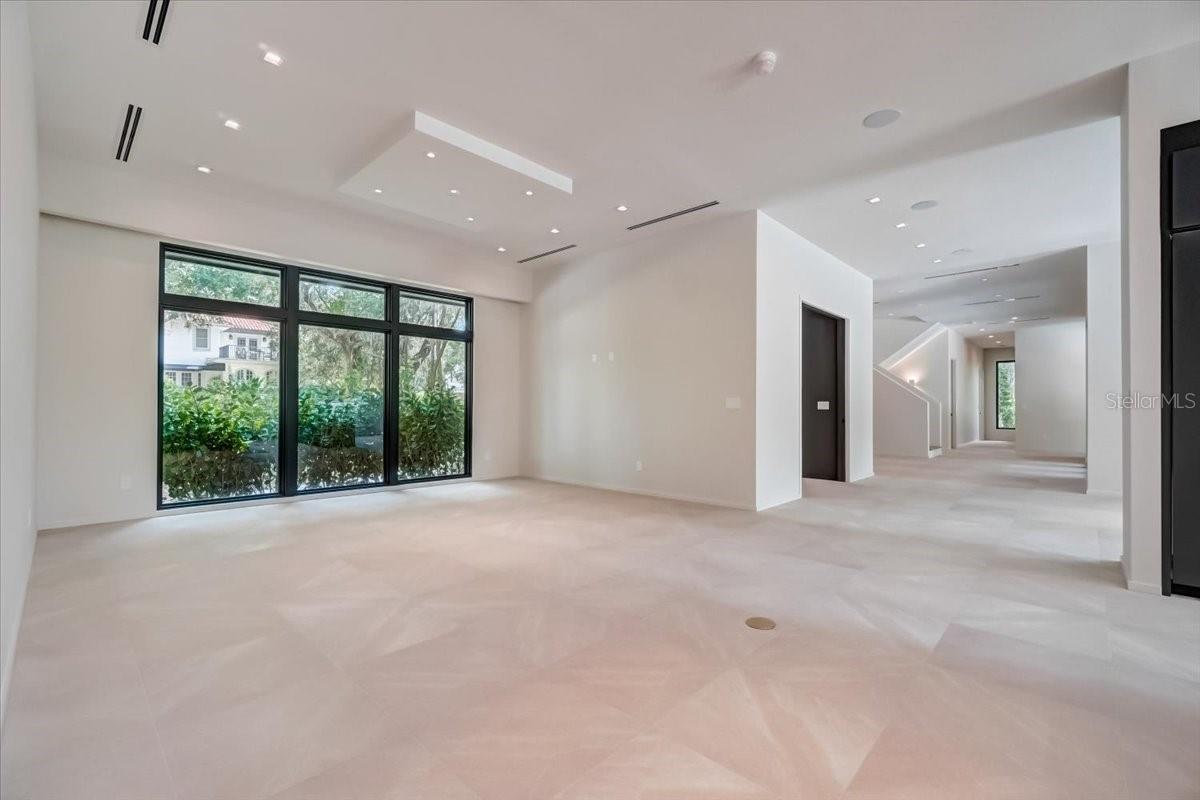 FOREST HILLS - Residential