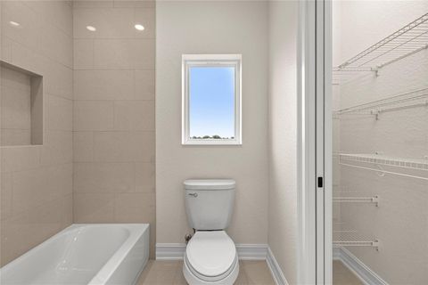 Tiny photo for 21786 NW 27th Street, Morriston, FL 32668 (MLS # OM708110)