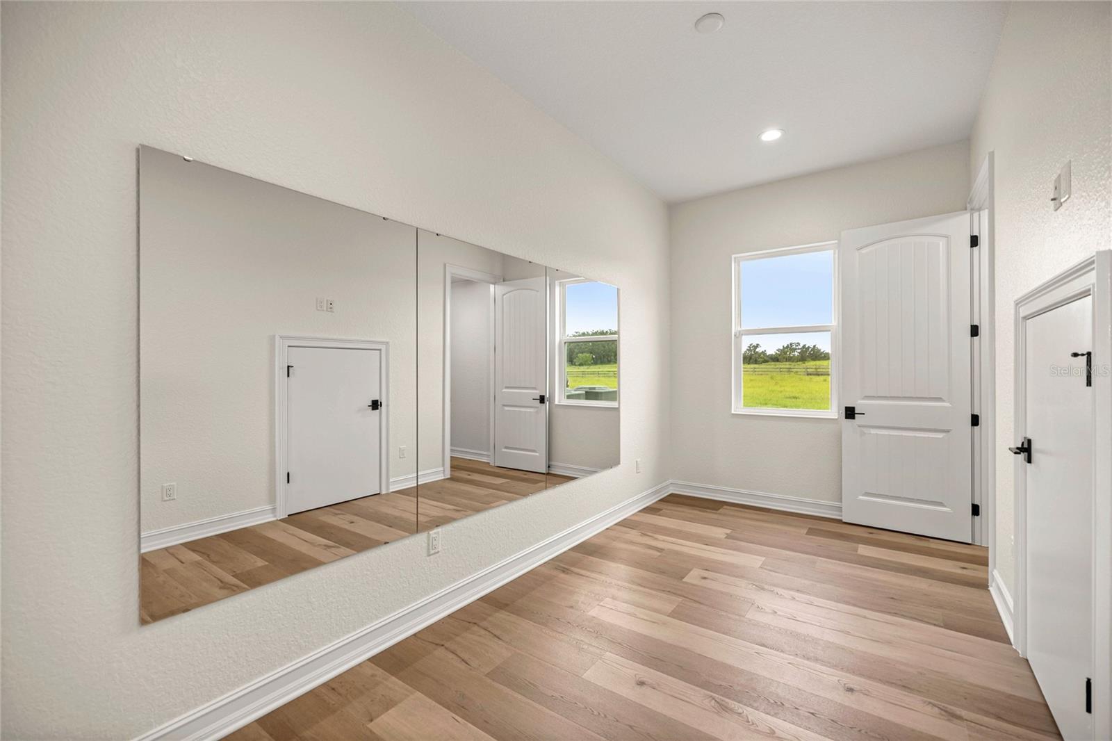 JULIET MDWS 4 - Residential