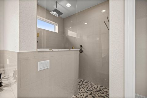 Tiny photo for 21786 NW 27th Street, Morriston, FL 32668 (MLS # OM708110)