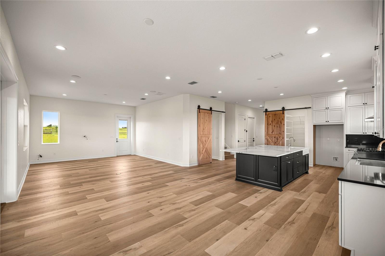 JULIET MDWS 4 - Residential