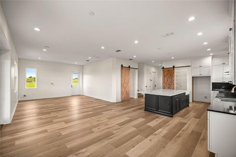 Tiny photo for 21786 NW 27th Street, Morriston, FL 32668 (MLS # OM708110)