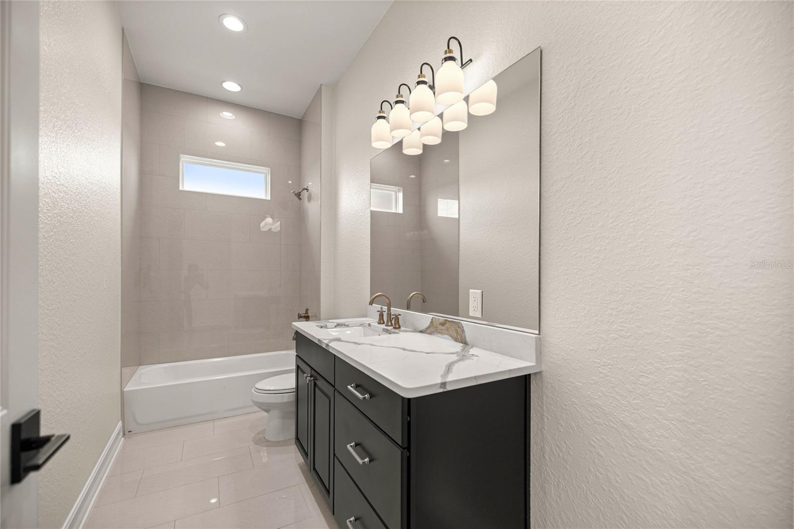 JULIET MDWS 4 - Residential