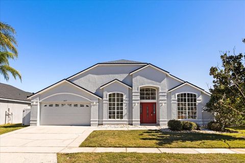Photo of 627 Seascape Avenue, Orlando, FL 32828 (MLS # O6379317)