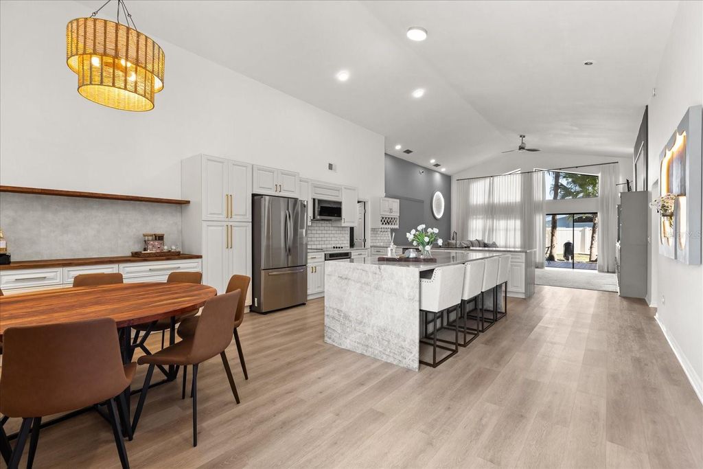 Photo of 627 Seascape Avenue, Orlando, FL 32828 (MLS # O6379317)