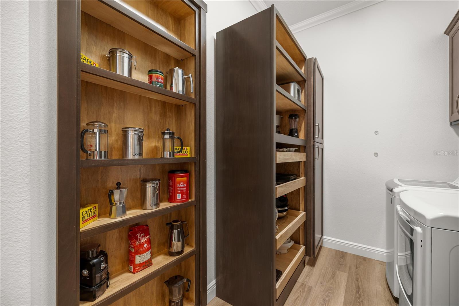 VILLAGES/SOUTHERN OAKS UN 46 - Residential