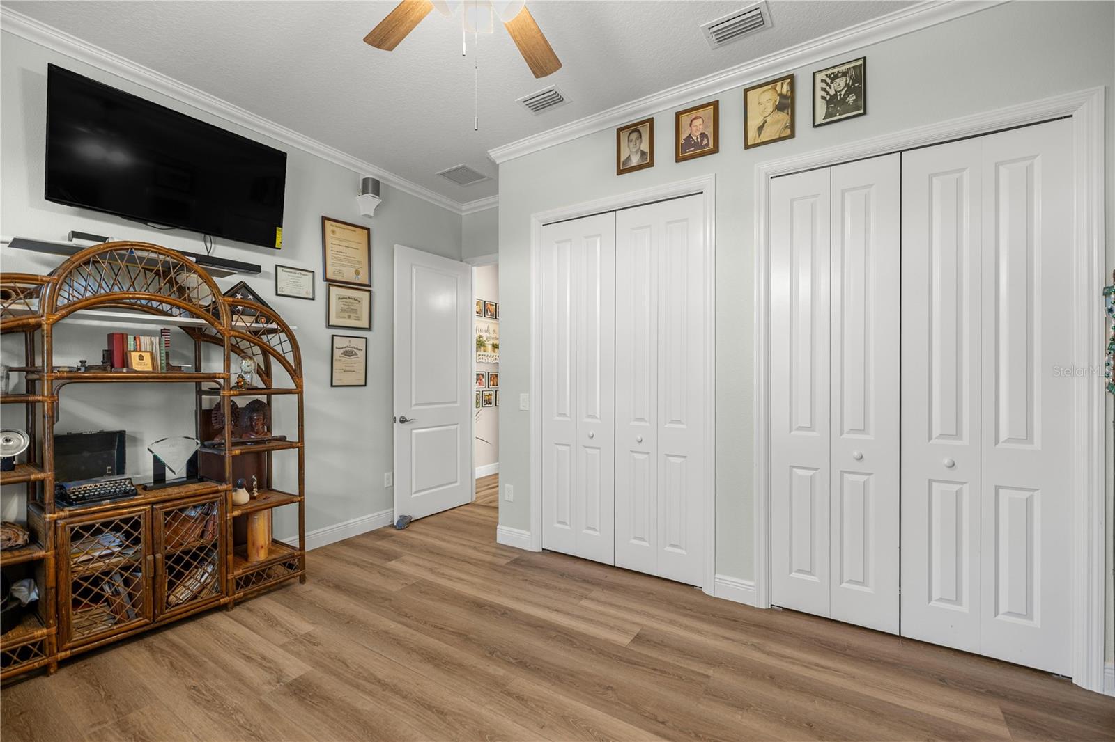 VILLAGES/SOUTHERN OAKS UN 46 - Residential