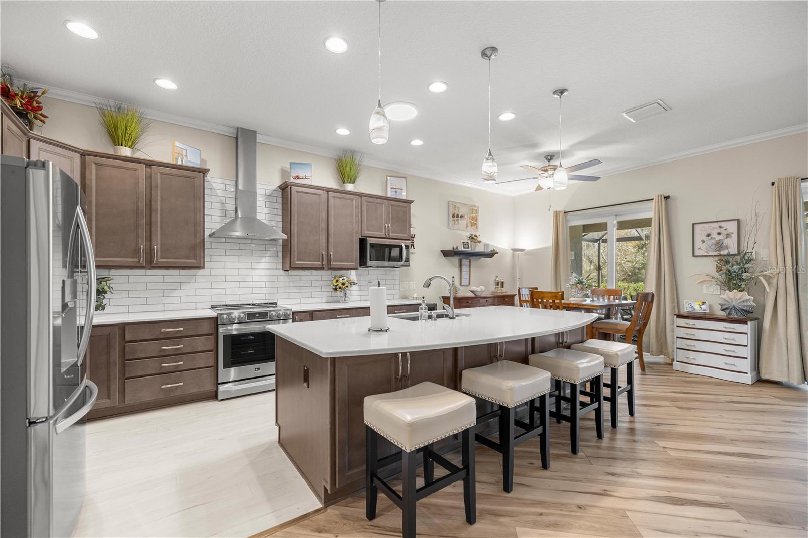 VILLAGES/SOUTHERN OAKS UN 46 - Residential