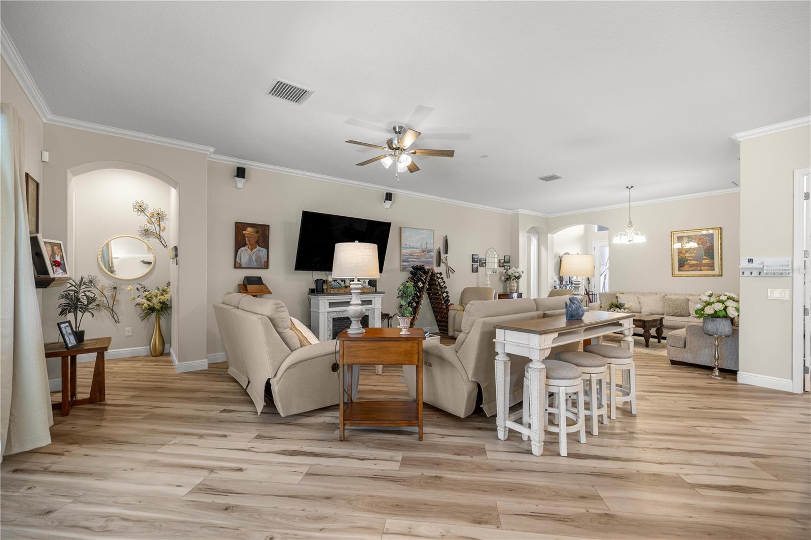 VILLAGES/SOUTHERN OAKS UN 46 - Residential