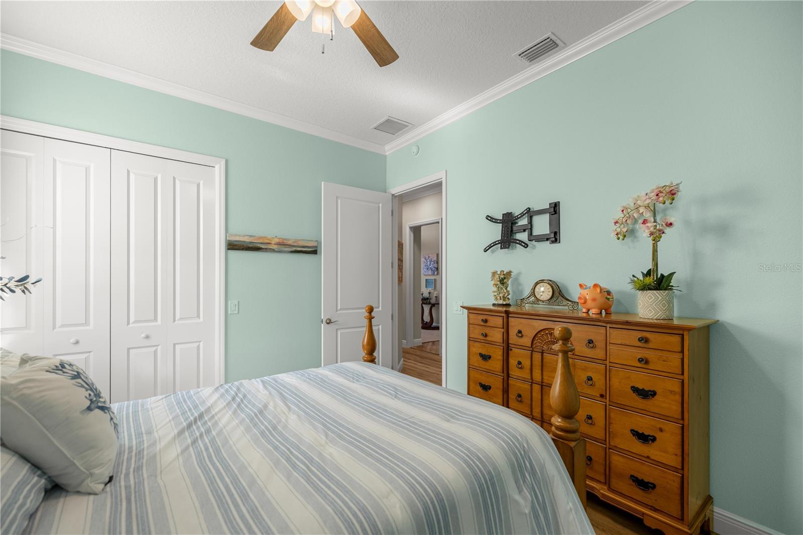 VILLAGES/SOUTHERN OAKS UN 46 - Residential