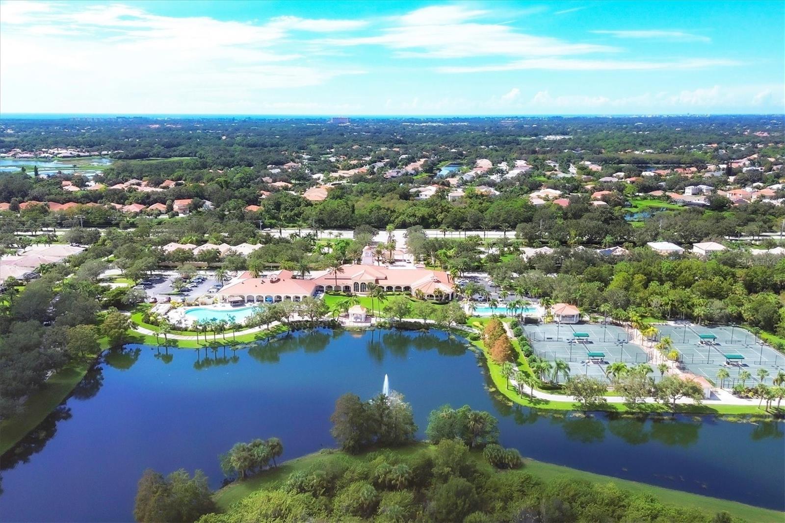 VILLAGEWALK - Residential