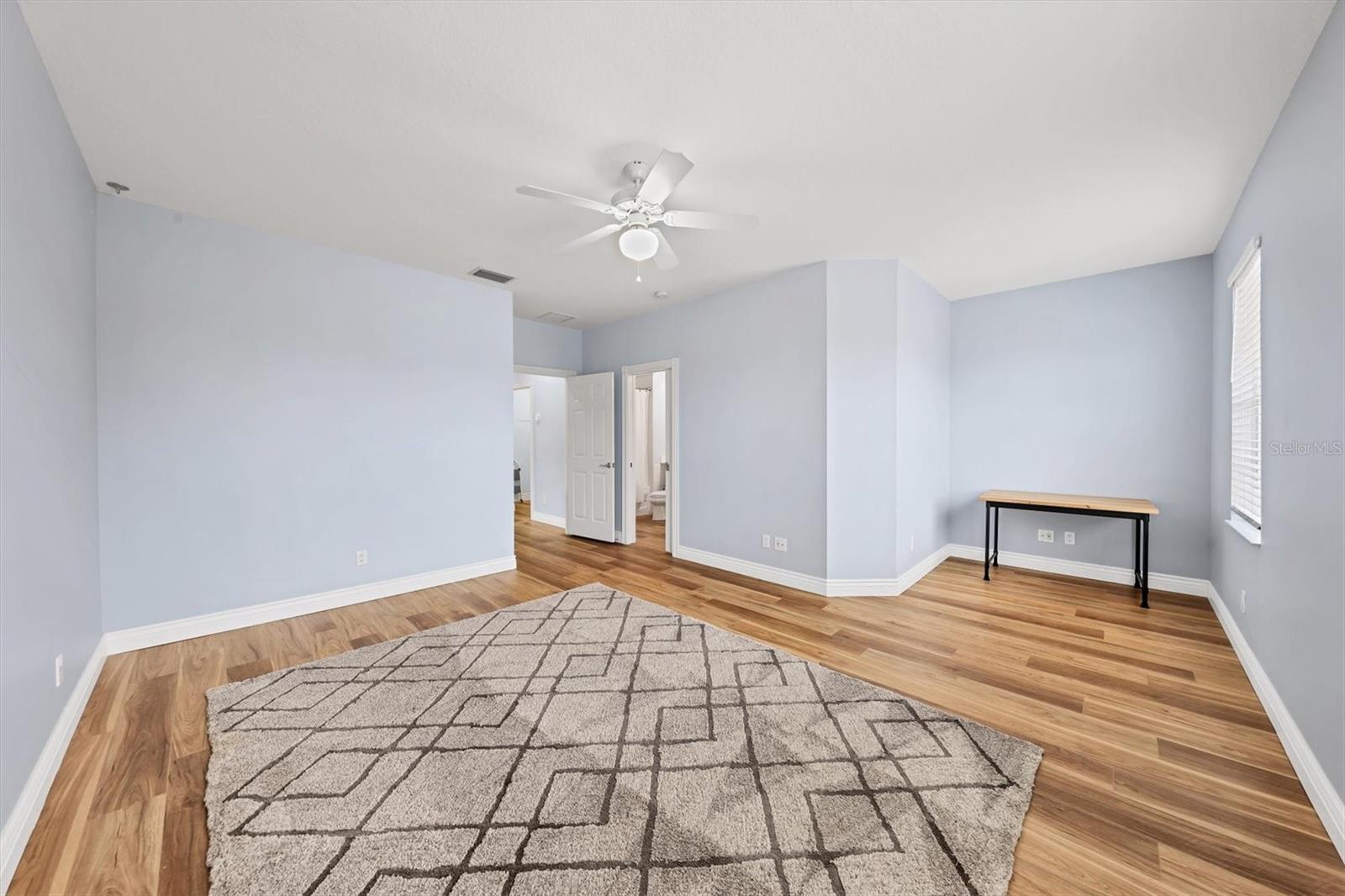 VILLAGEWALK - Residential