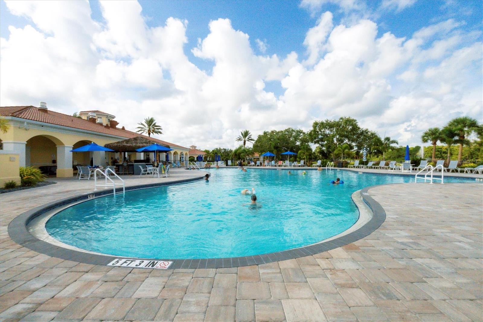 VILLAGEWALK - Residential