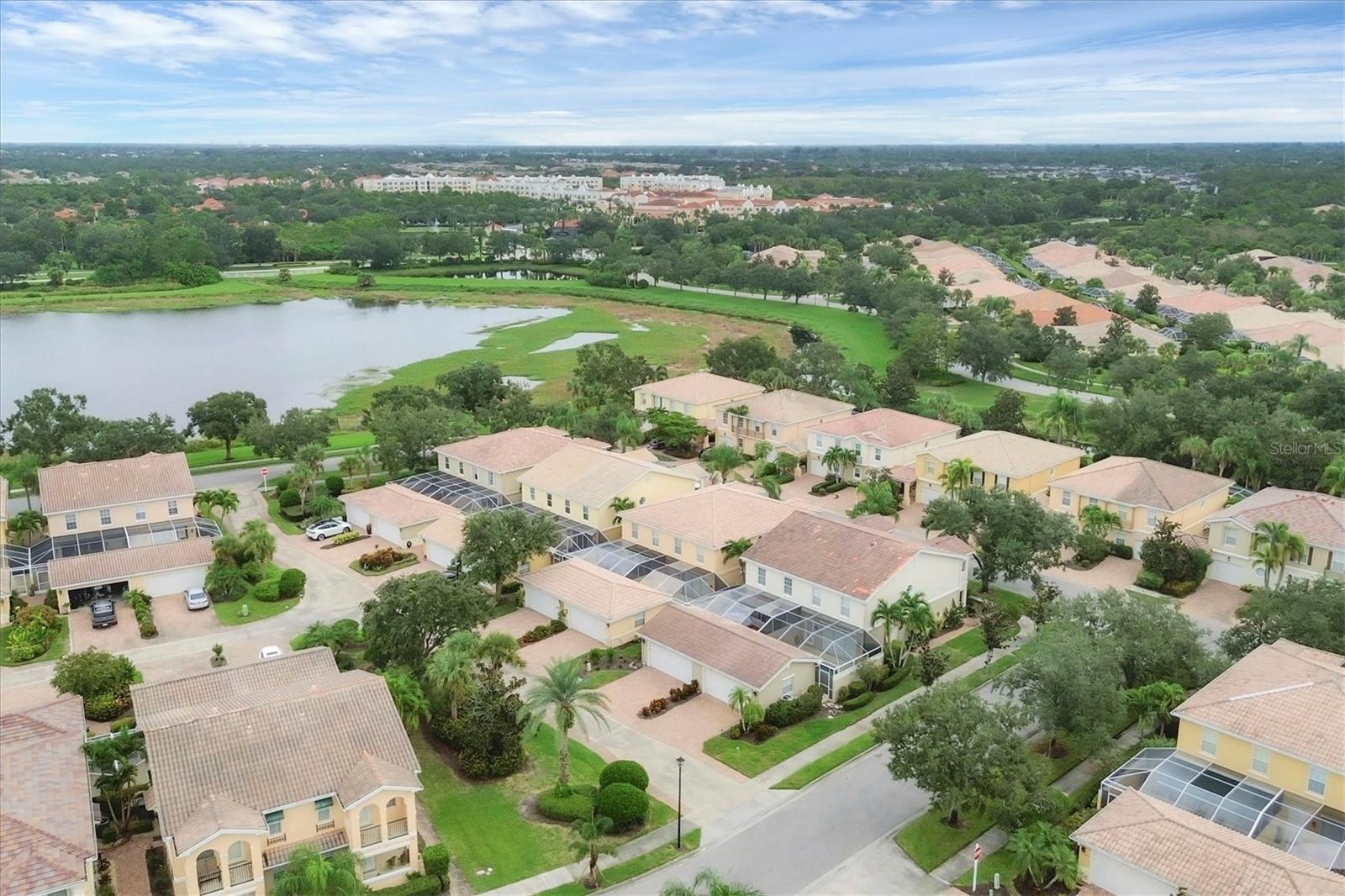 VILLAGEWALK - Residential