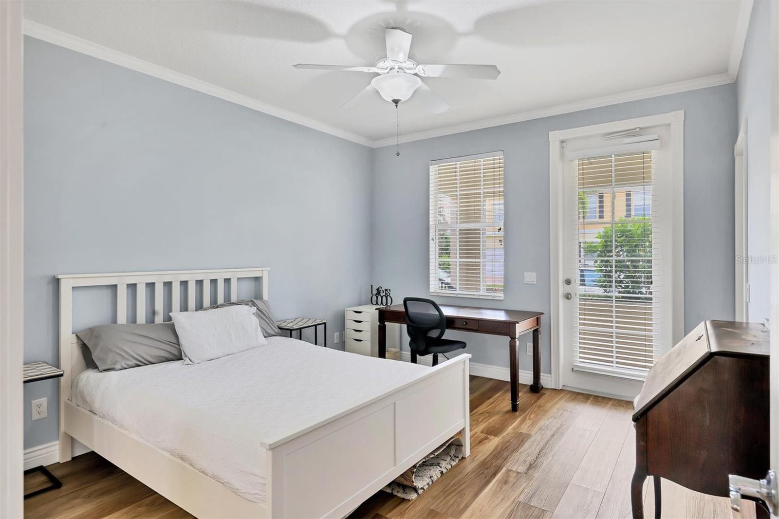 VILLAGEWALK - Residential