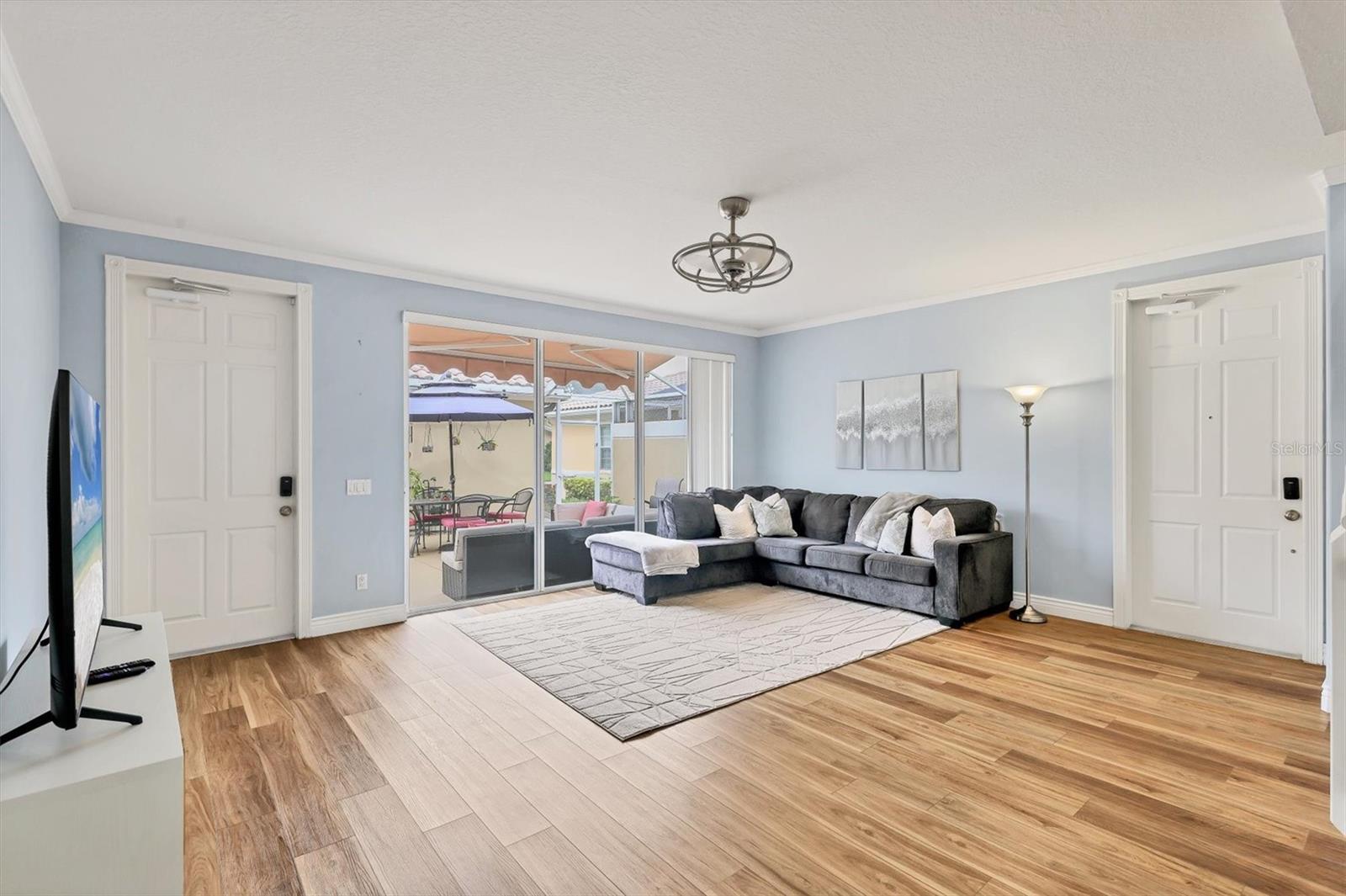 VILLAGEWALK - Residential