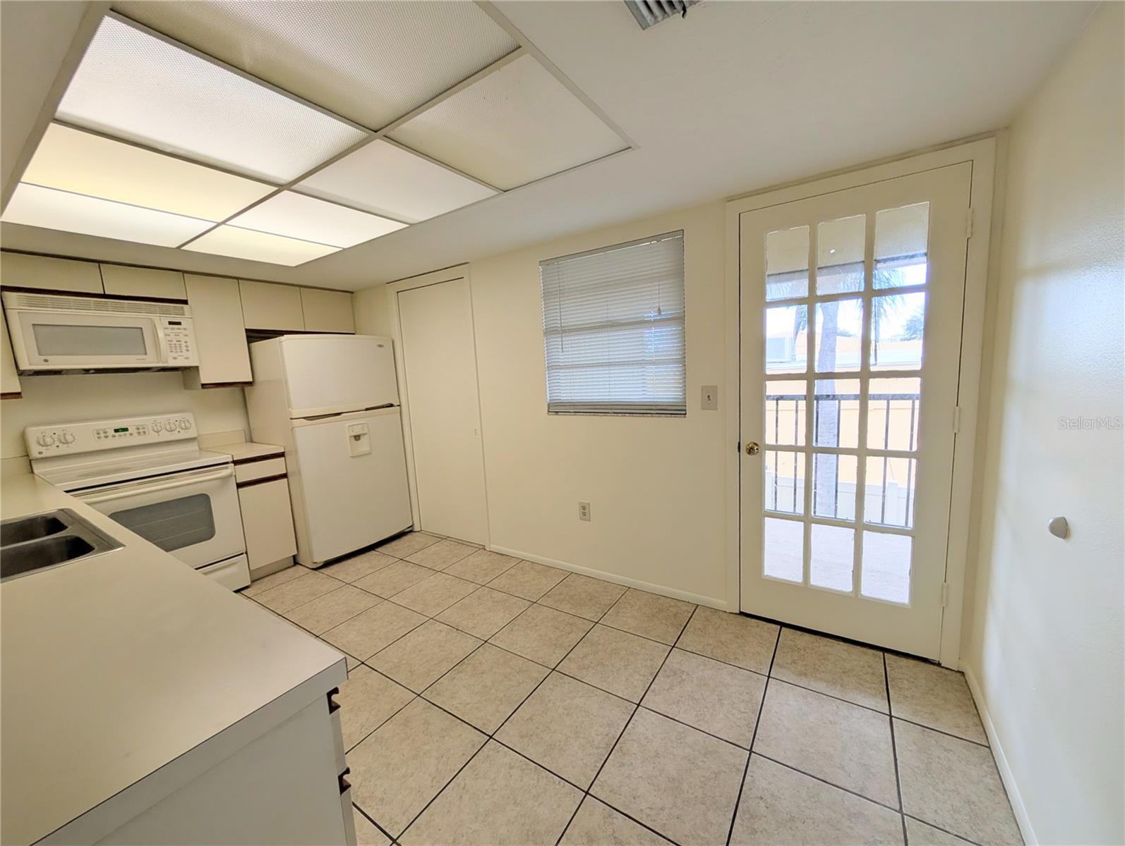 2515 BAYSHORE GARDENS PARKWAY 15