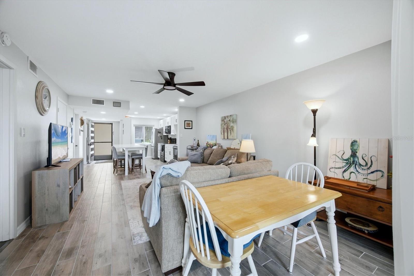 LONGWATER CHASE/THE MEADOWS - Residential