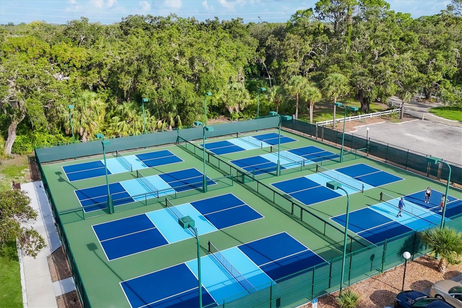 LONGWATER CHASE/THE MEADOWS - Residential