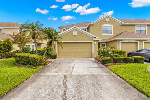 Townhouse in SAINT PETERSBURG FL 11239 KAPOK GRAND CIRCLE.jpg