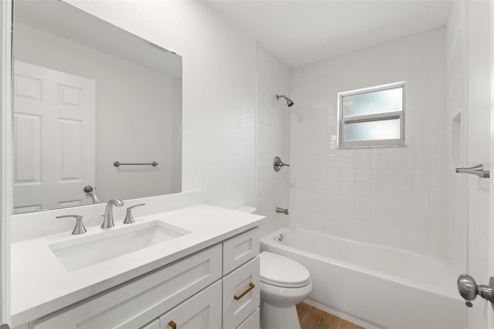 HUDSON BEACH ESTATES - Residential