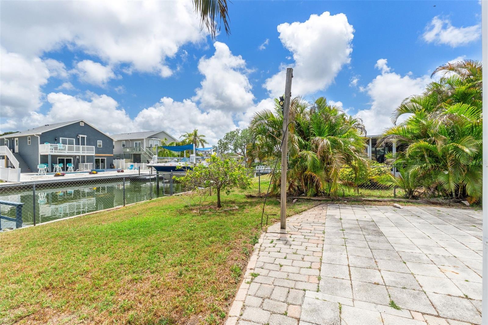 HUDSON BEACH ESTATES - Residential
