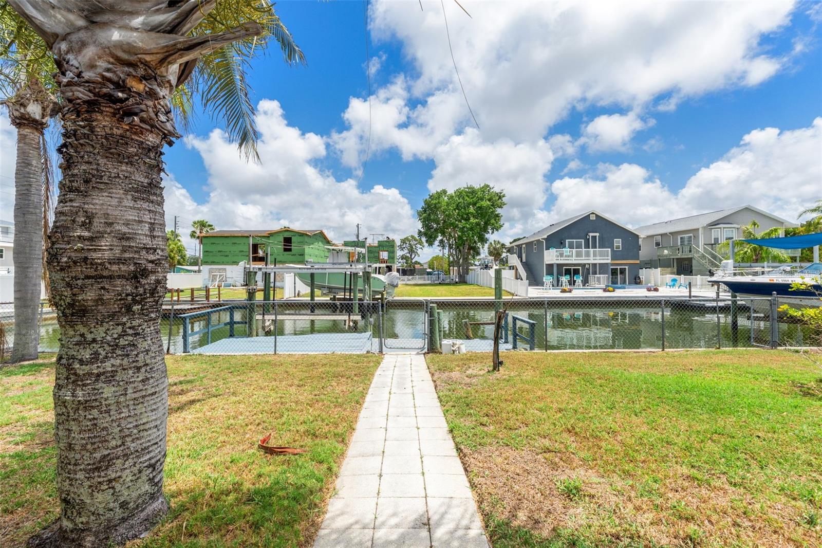 HUDSON BEACH ESTATES - Residential