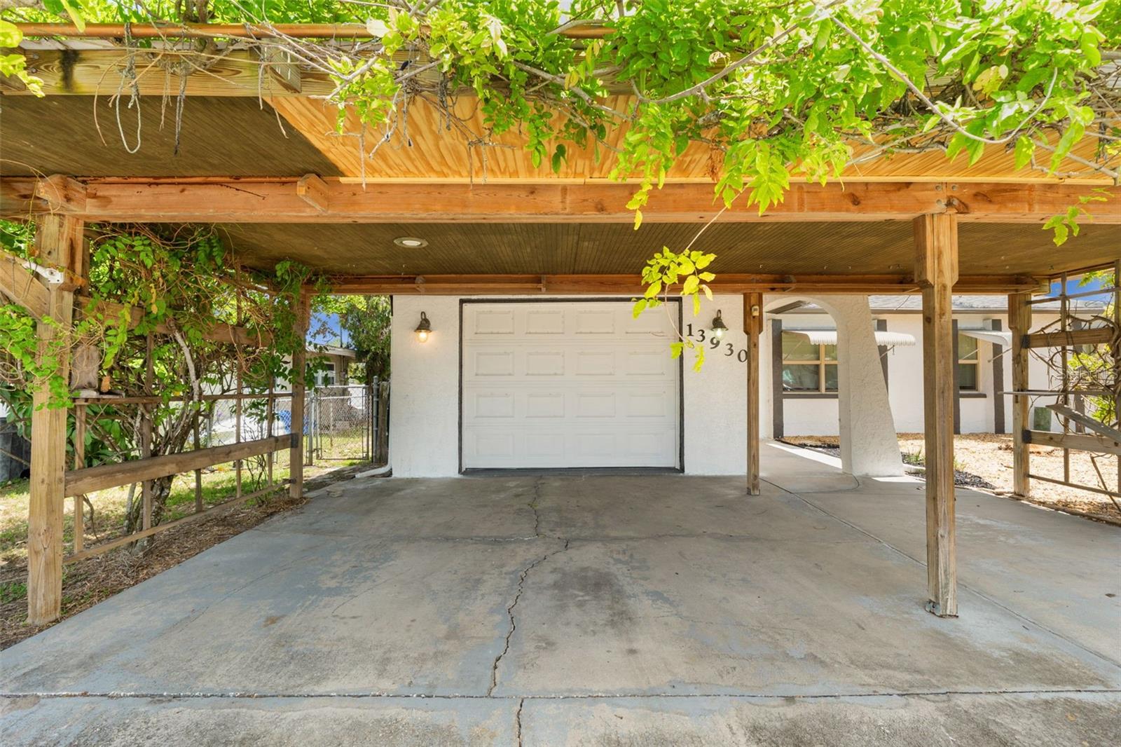 HUDSON BEACH ESTATES - Residential