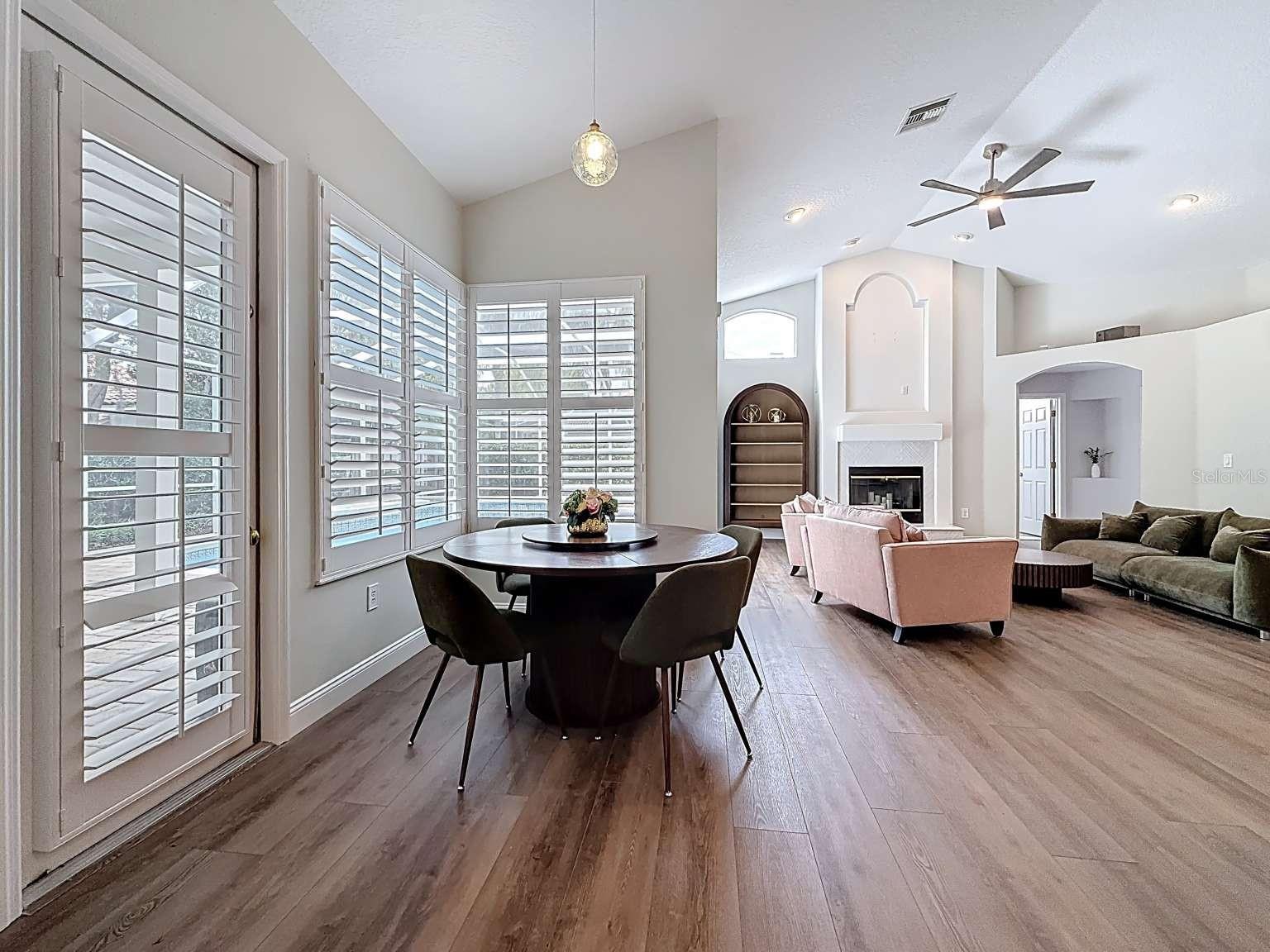 CROSS POINTE - Residential