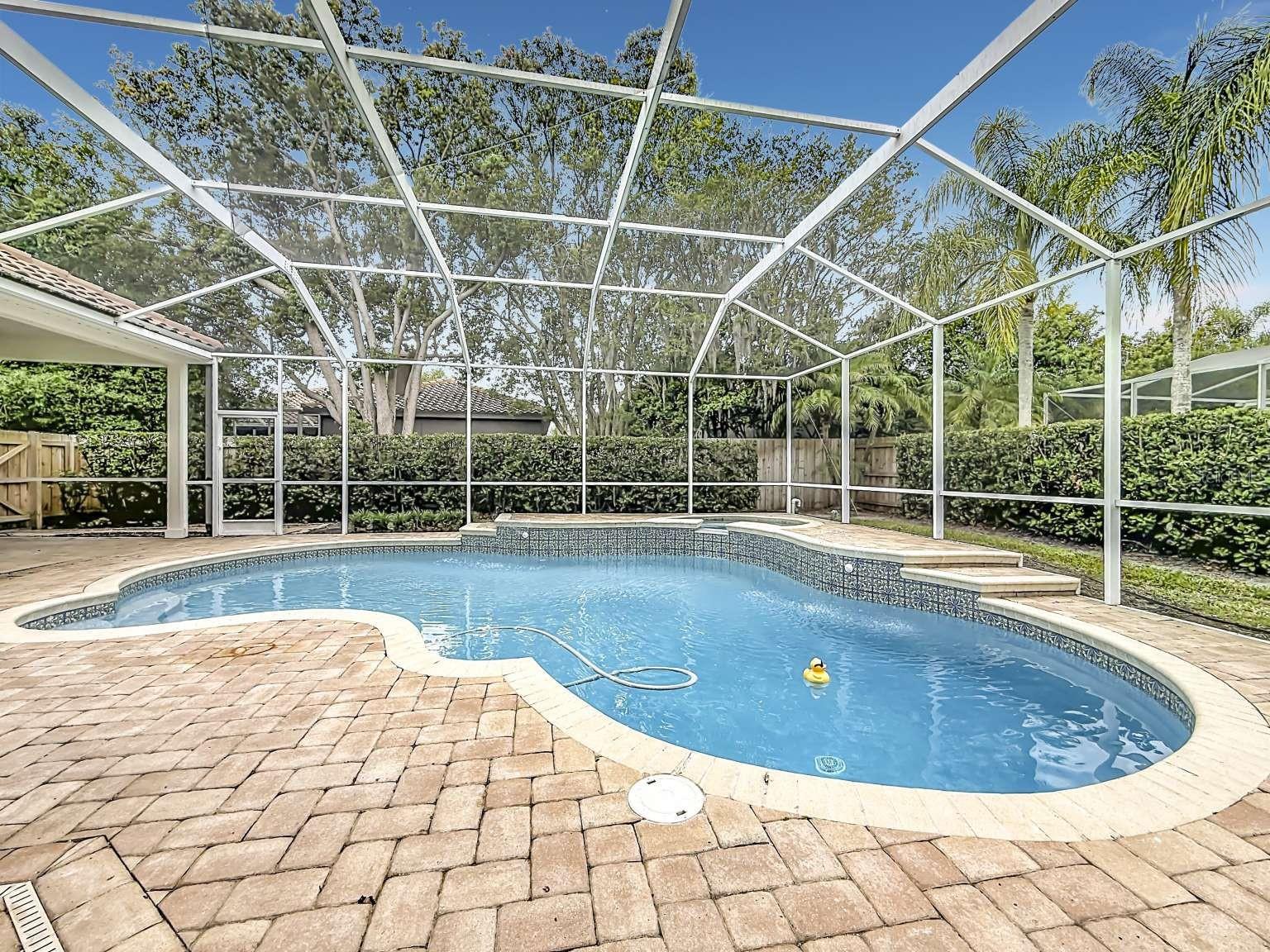 CROSS POINTE - Residential