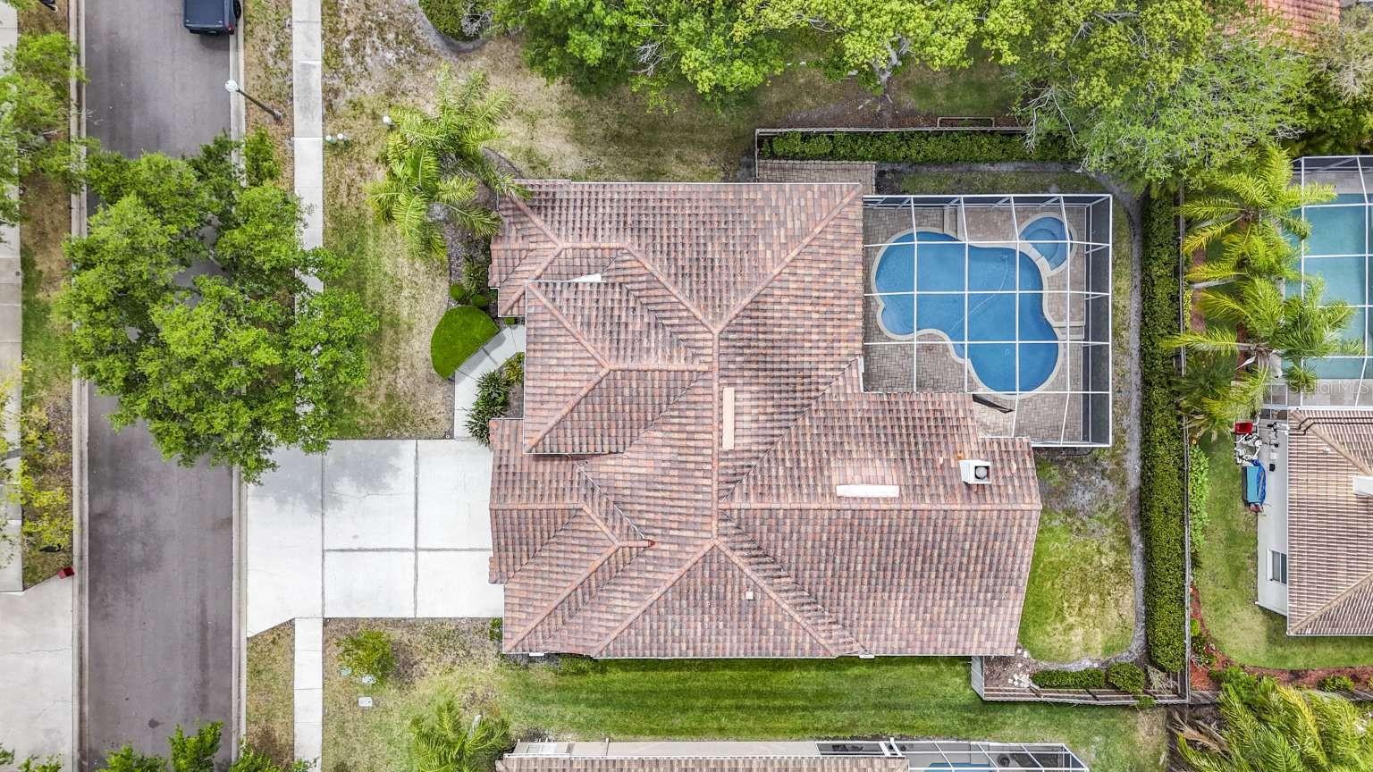 4953 POINTE CIRCLE