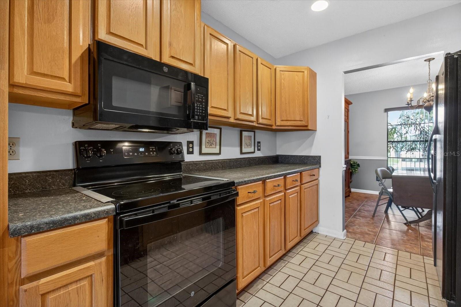 BLOOMINGDALE SEC C UNIT 3 - Residential