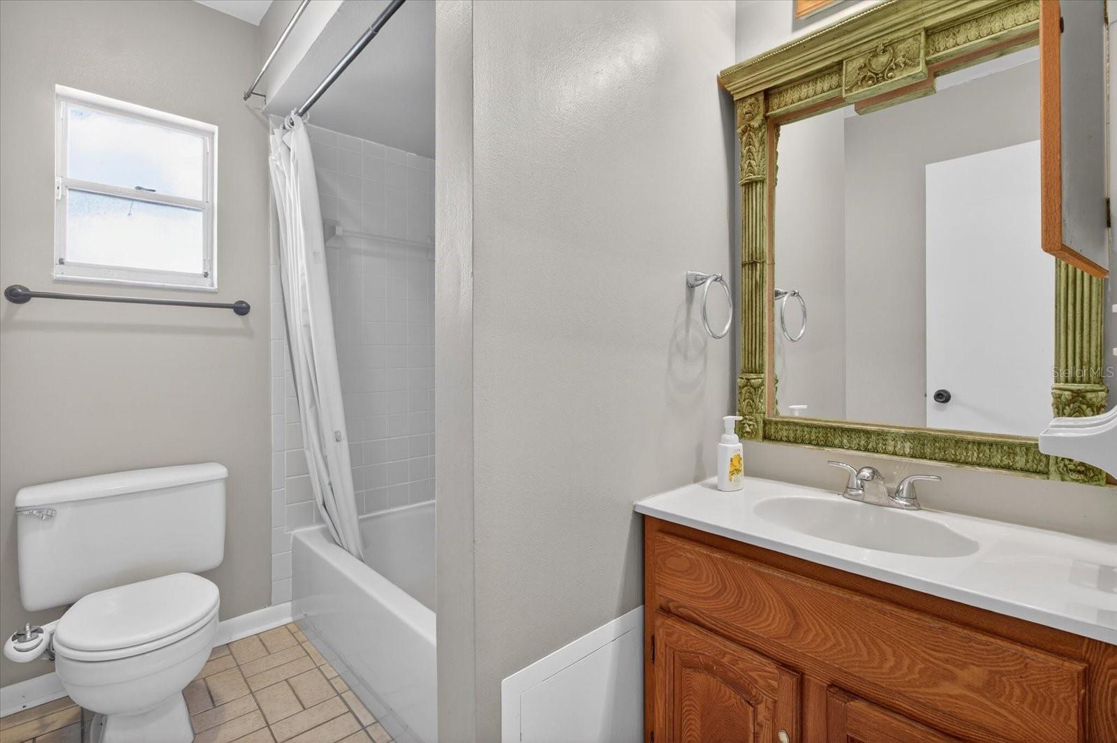 BLOOMINGDALE SEC C UNIT 3 - Residential