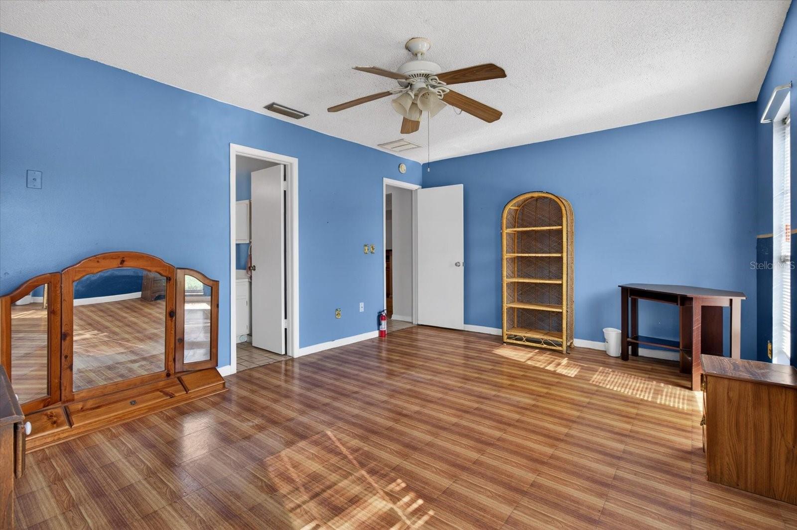 BLOOMINGDALE SEC C UNIT 3 - Residential