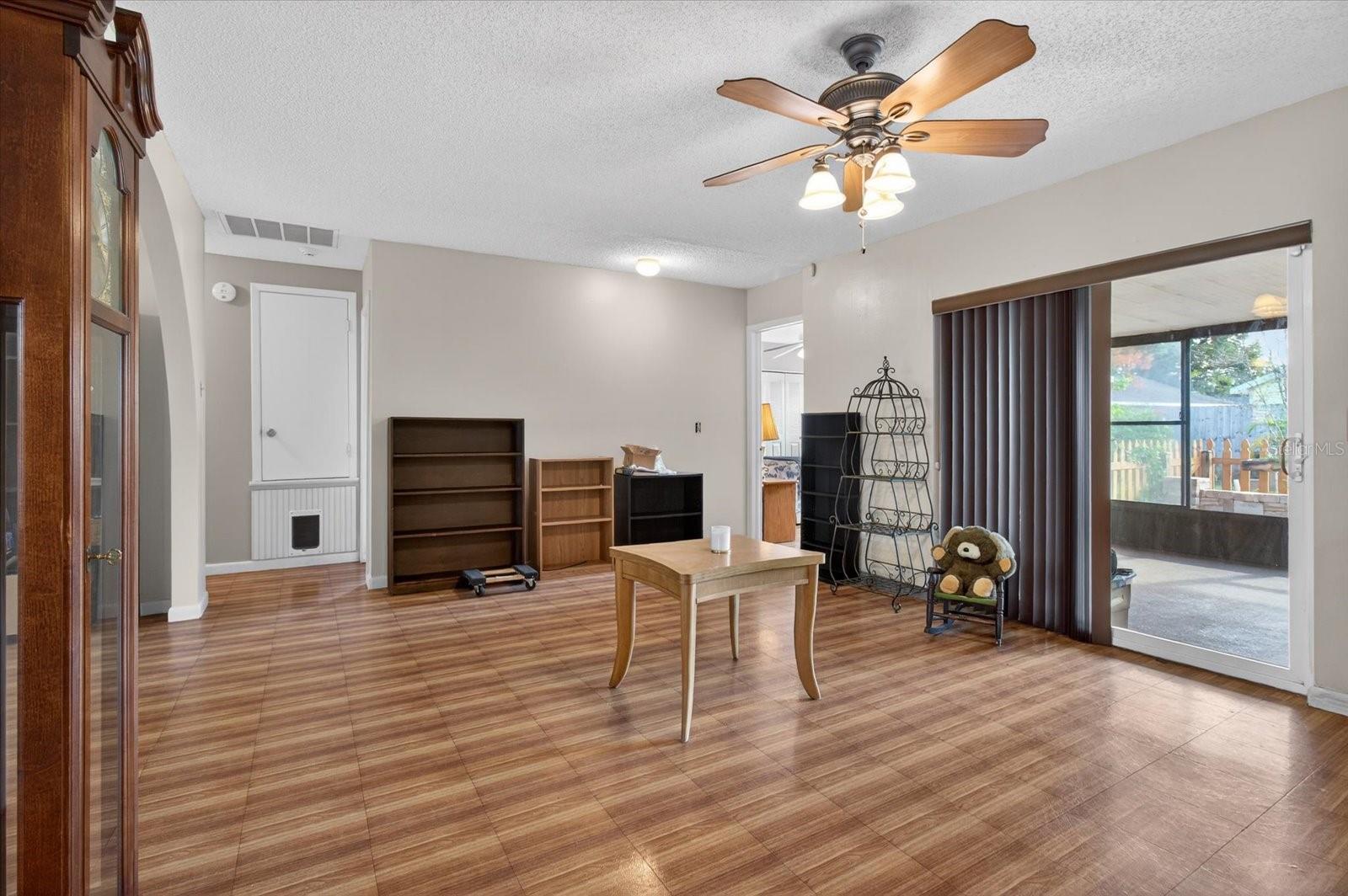 BLOOMINGDALE SEC C UNIT 3 - Residential