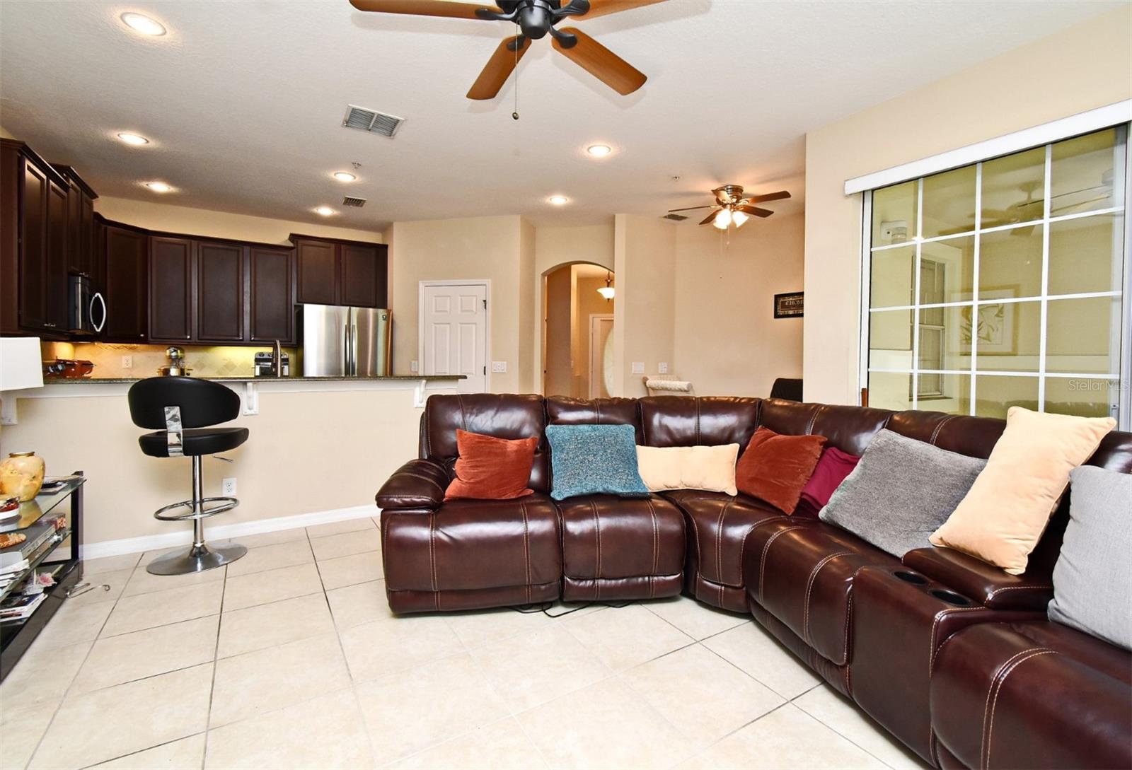 HARBOR WINDS - Residential