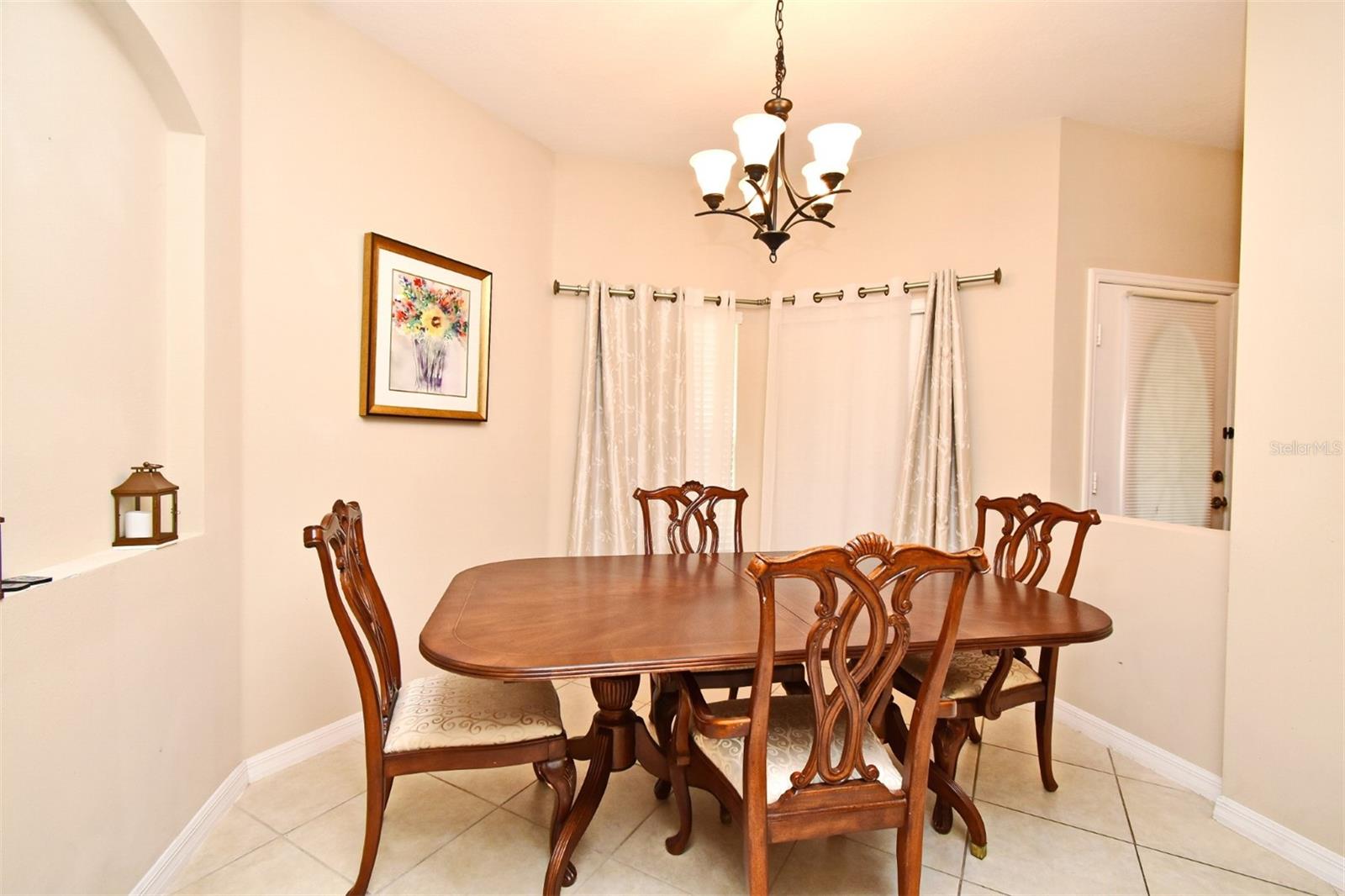 HARBOR WINDS - Residential
