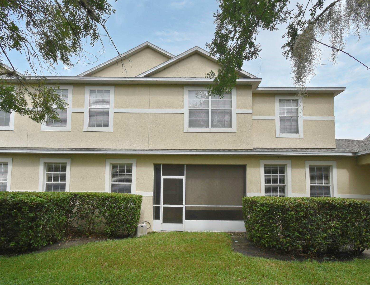 HARBOR WINDS - Residential