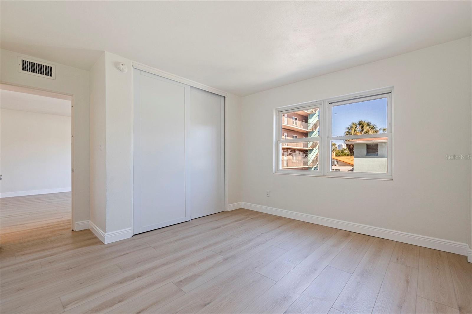 LAKE PALMS APTS CO-OP - Residential