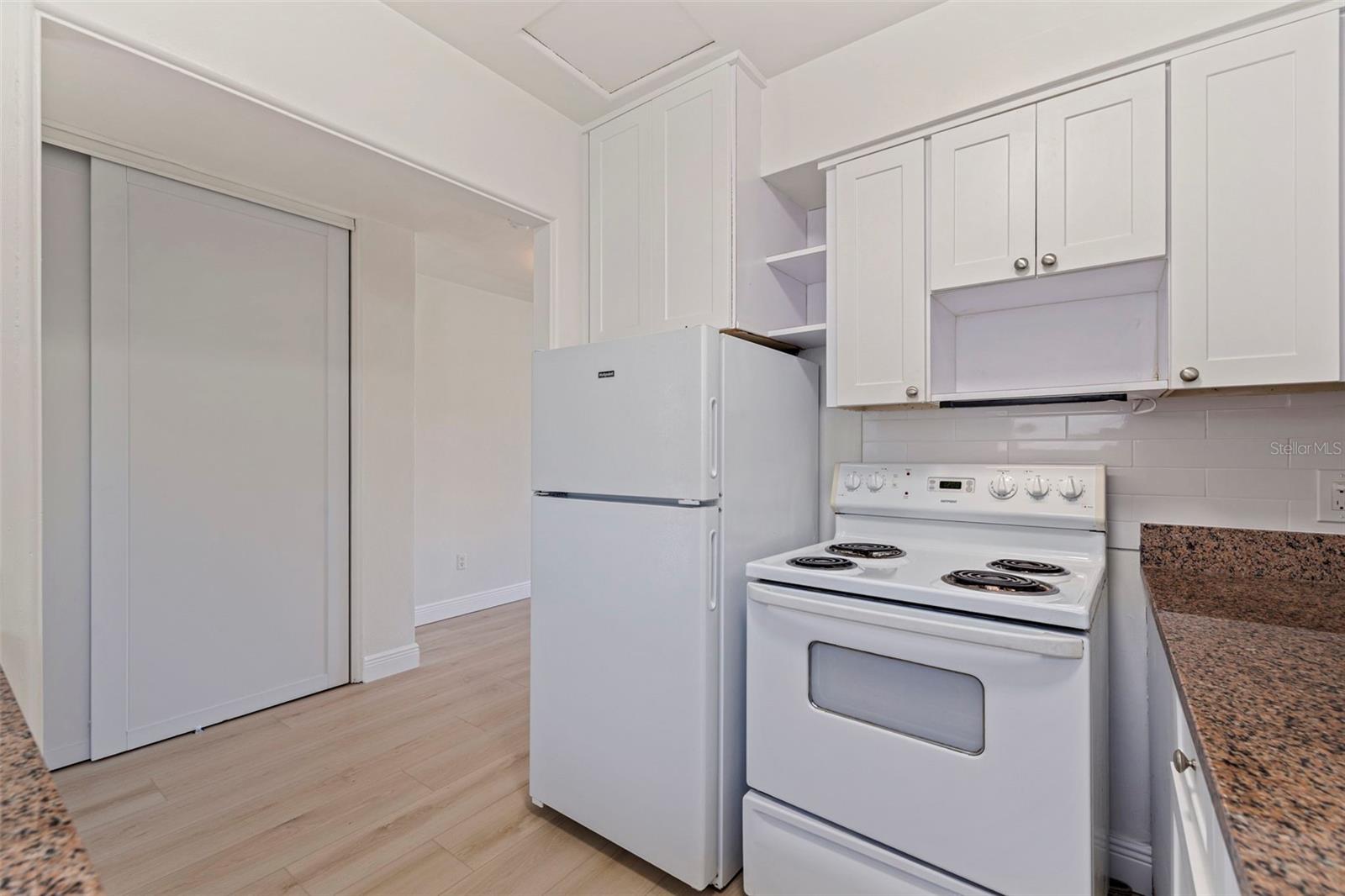 LAKE PALMS APTS CO-OP - Residential