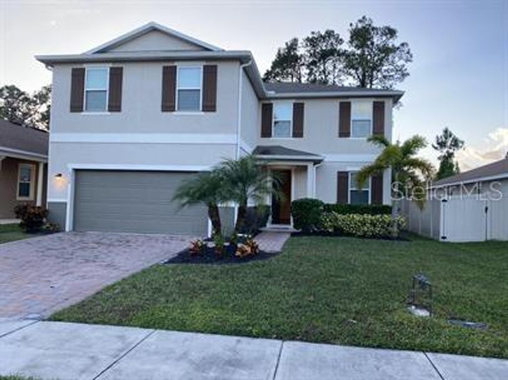 Photo of 2330 Avellino Avenue, Saint Cloud, FL 34771 (MLS # S5138876)