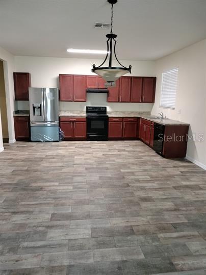 AVELLINO - Residential Lease