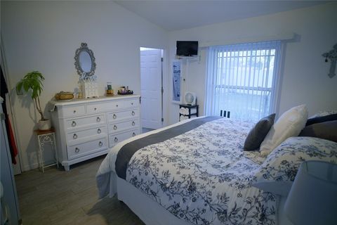 Tiny photo for 408 Raymond Street, Minneola, FL 34715 (MLS # O6401892)