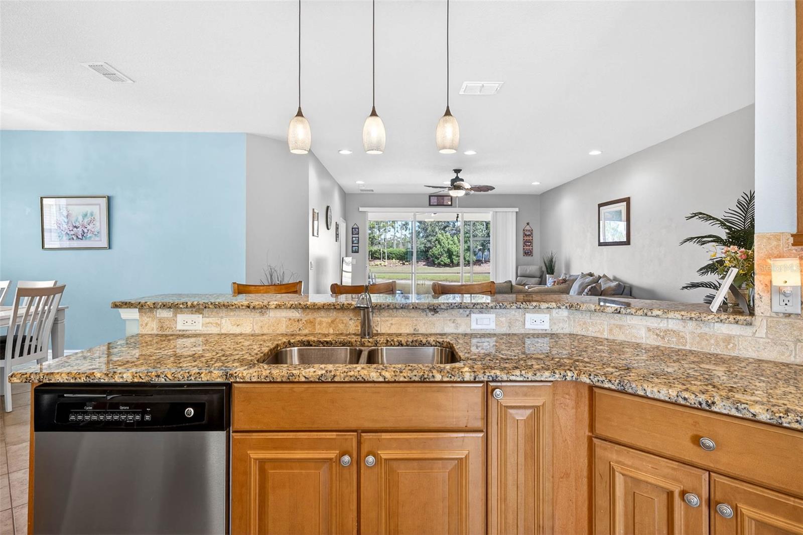 VALENCIA LAKES TR MM PH - Residential